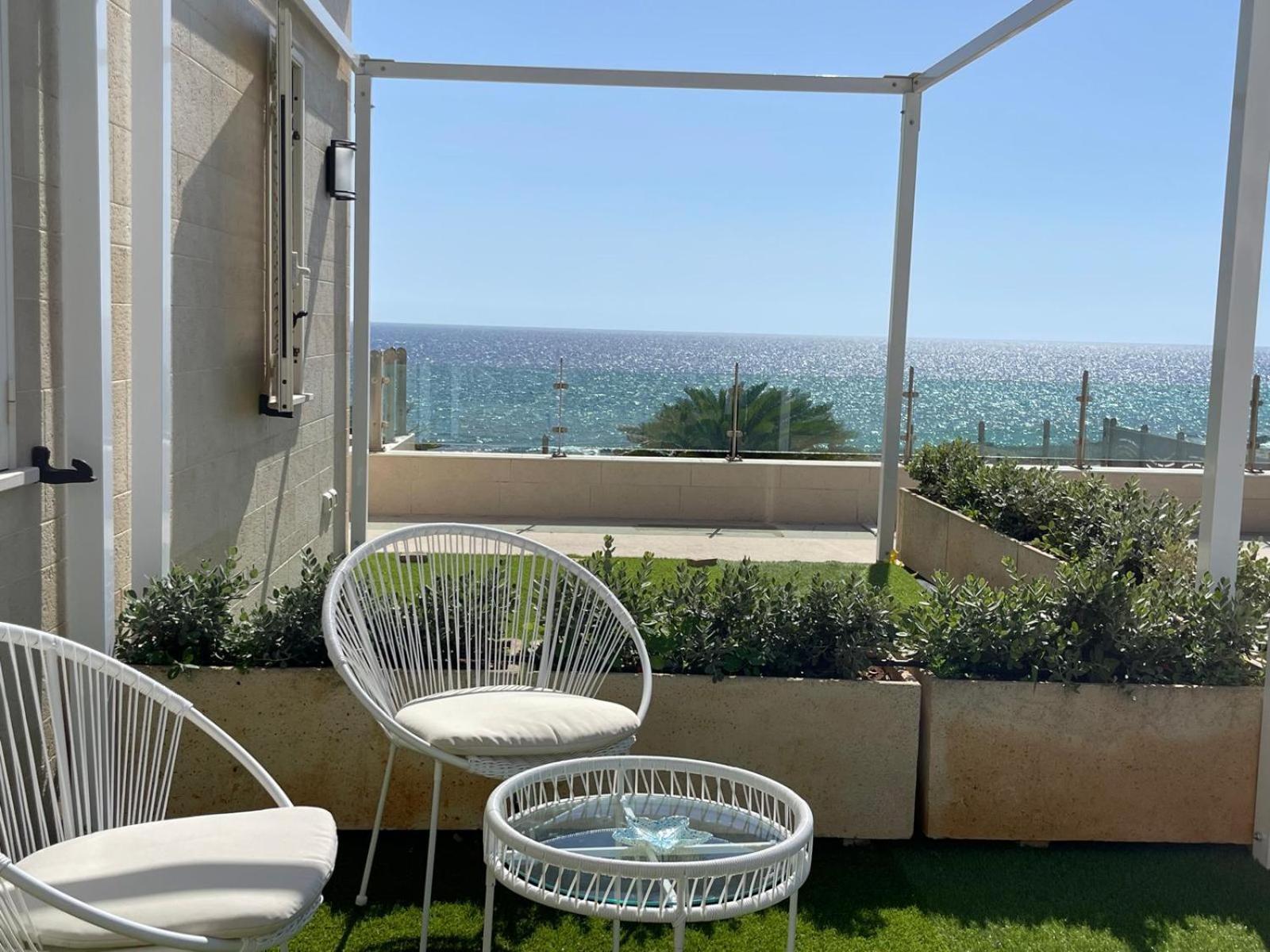 Preferisco B&B E Trattoria Sul Mare Torre Suda Exterior foto